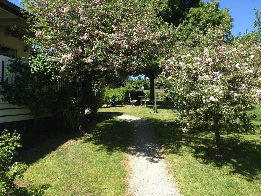 Yarra Glen Bed & Breakfast ภายนอก รูปภาพ